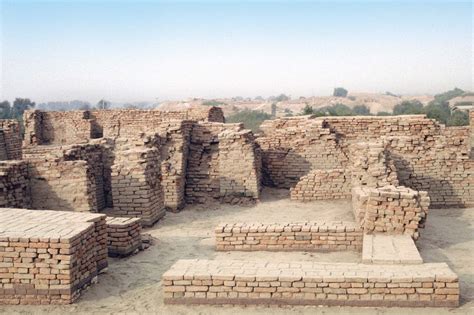 homes in mohenjo daro.
